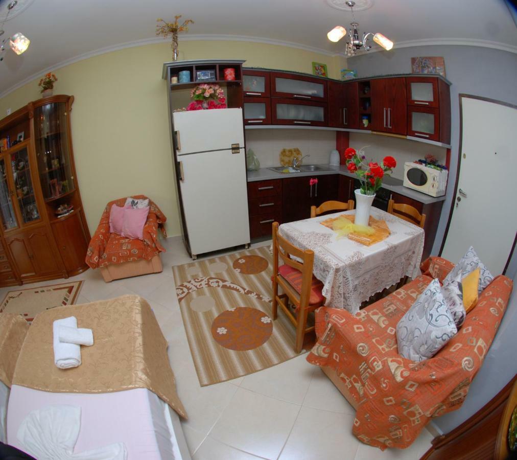 Eduart Apartments Саранде Екстериор снимка