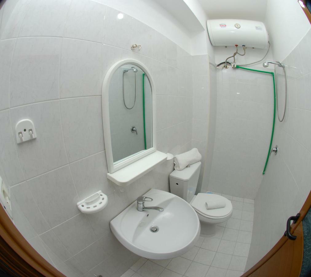Eduart Apartments Саранде Екстериор снимка