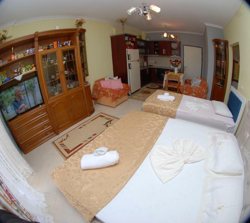 Eduart Apartments Саранде Екстериор снимка